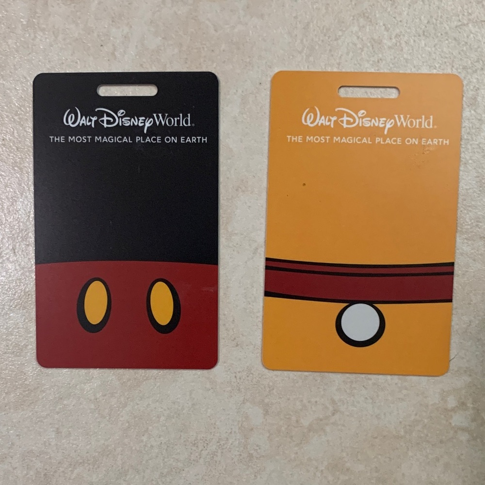 Disney Black and Yellow Luggage Tags- add for free to any bundle!